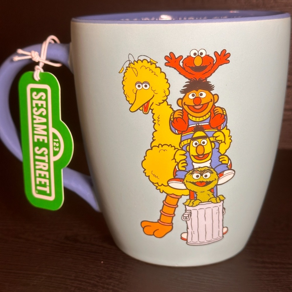 Sesame Street "Friendship Warms‎ the Heart" Coffee Mug – NEW!